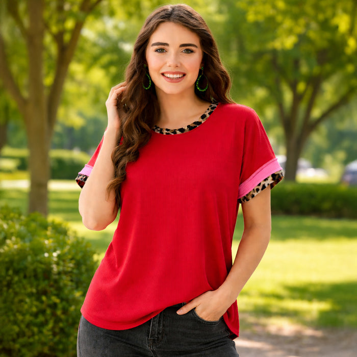 50204 – Textured Short Sleeve Top with Pink & Leopard Trim