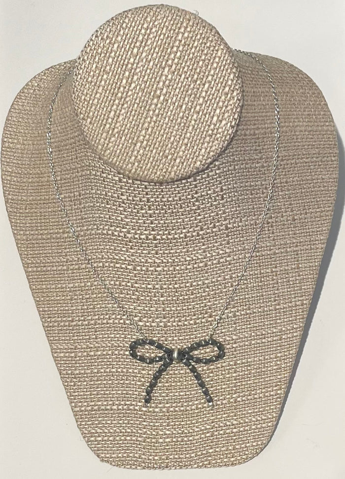 Sterling Silver & Navajo Pearl Bow 17" Necklace